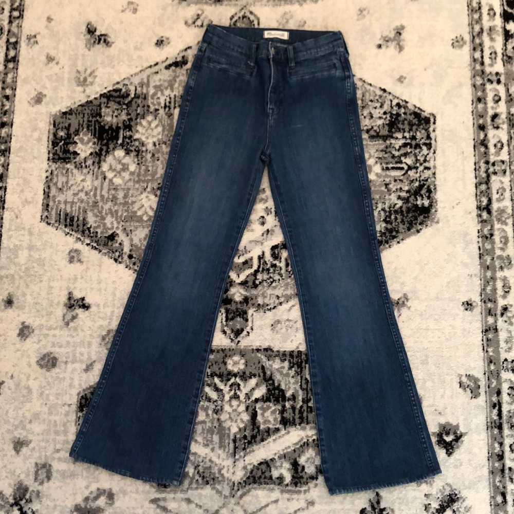Madewell size 26 Flea Market Flare used but very good condition, no visible wear